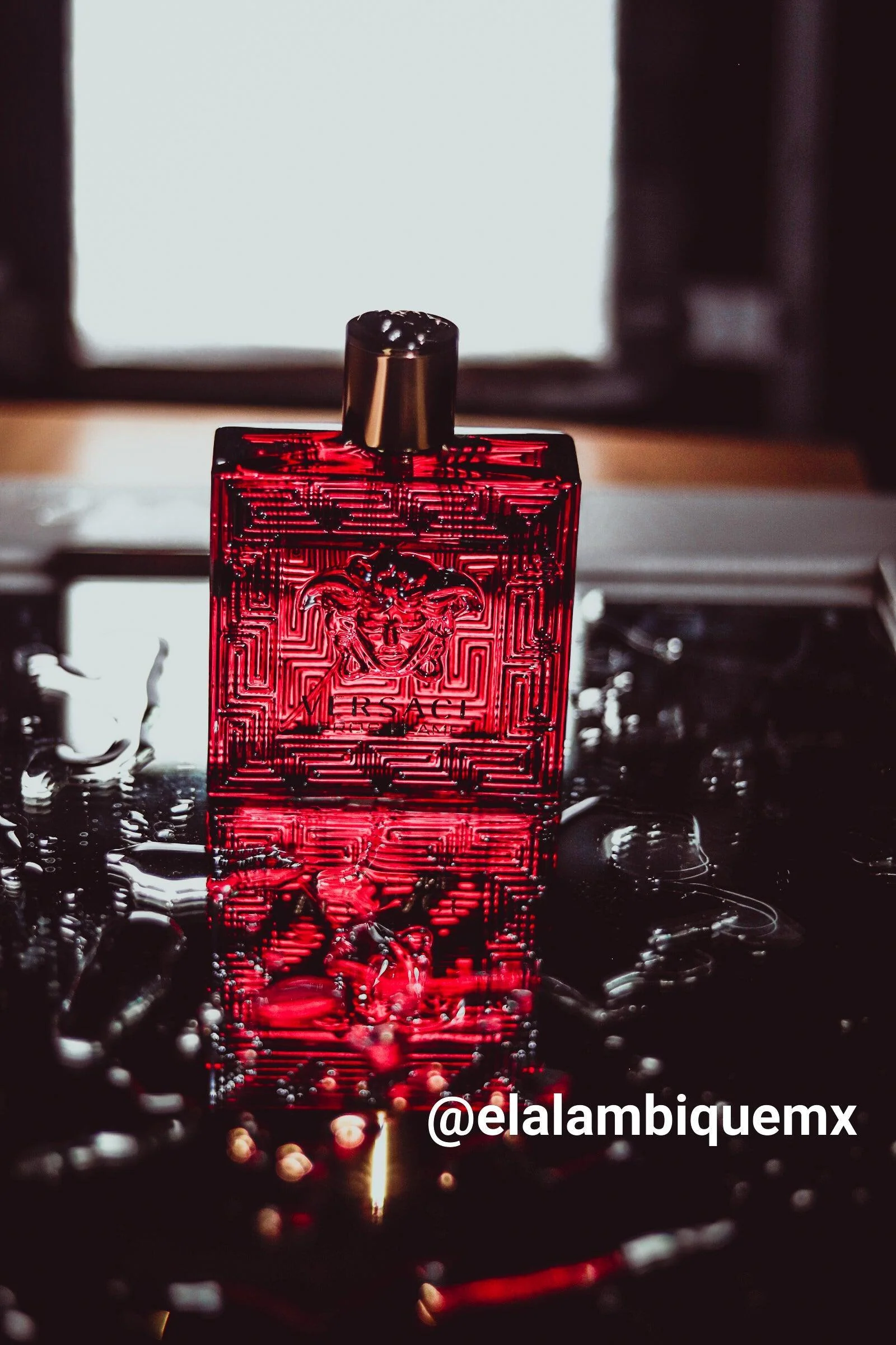 Versace- Eros Flame - Image 2