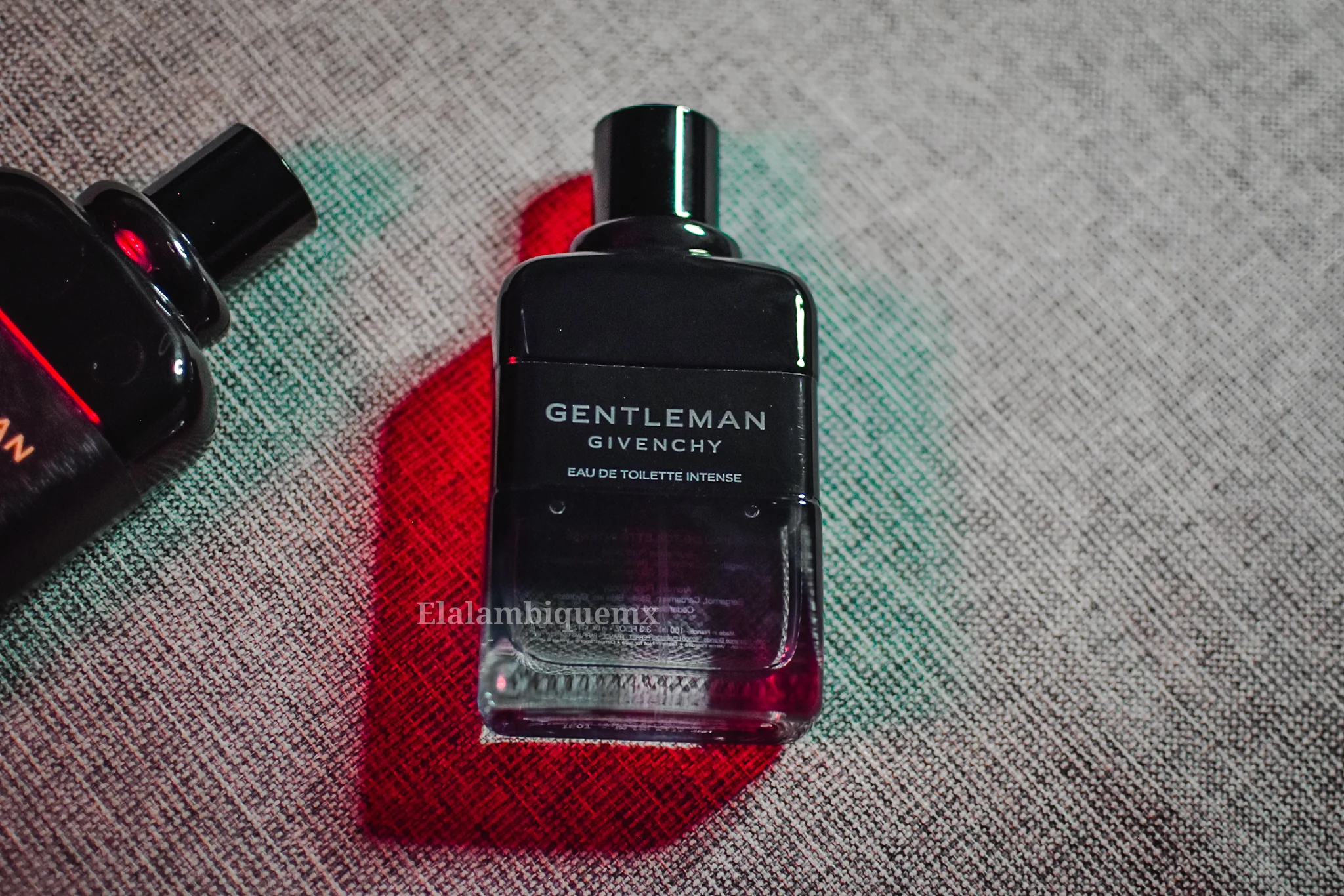 Givenchy- Gentleman Eau de Toilette Intense - Image 2